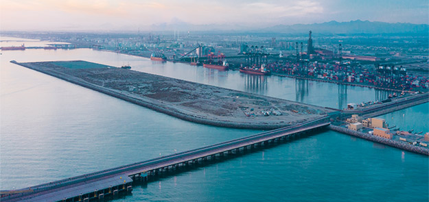Rail link between Sohar Port and Abu Dhabi: Envisaged to play a major role in boosting the logistics sector and activating commercial exchange in the future