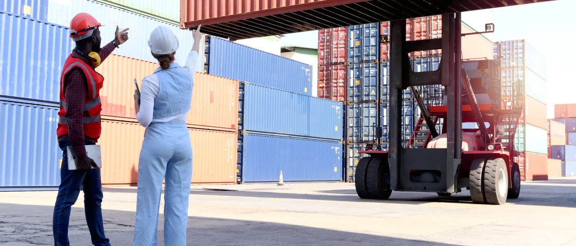 A Guide to Smooth Customs Clearance in Oman